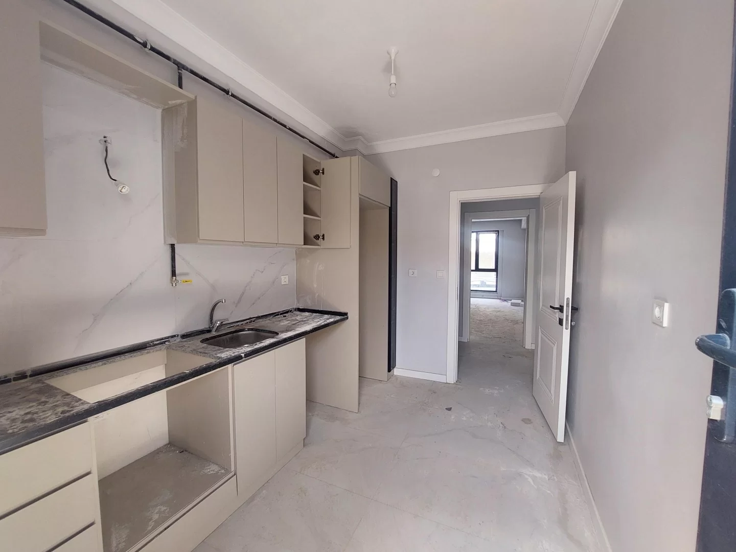 SATILIK SIFIR DAİRE 2+1 ZEMİN KAT ÇUKURAHMEDİYE MAHALLESİ