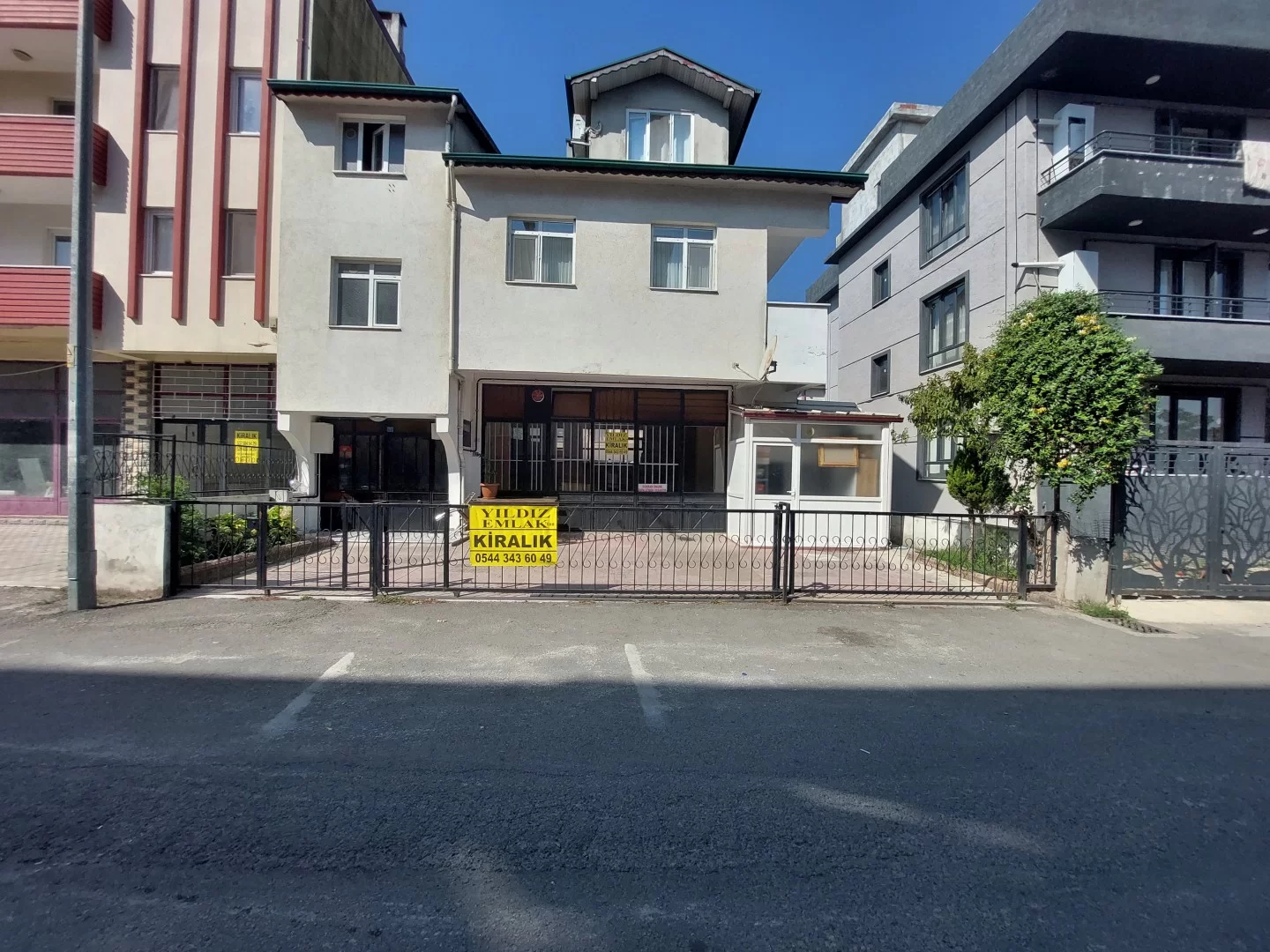 SERDİVAN SULTAN SOKAKTA KİRALIK DEPO YILDIZ GAYRİMENKUL'DEN